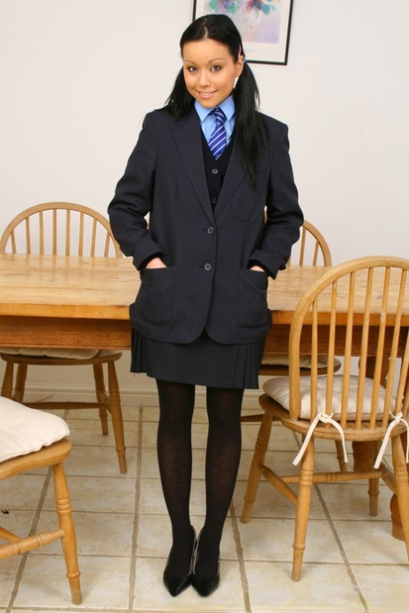 asiatisk skolflicka nakenbilder xxx bilder