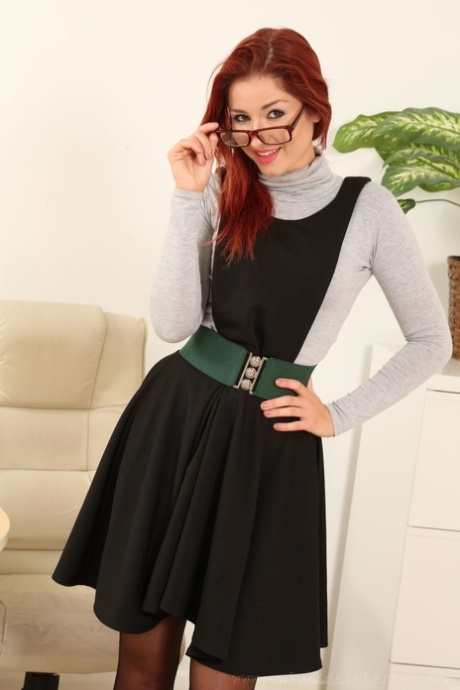 redhead secretary sexy xxx galleries