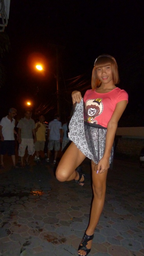 ladyboy z pattayi idealny erotyk archiwum