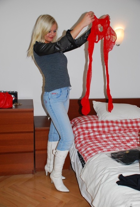 dospívající stydké pysky porno dokonalé obr