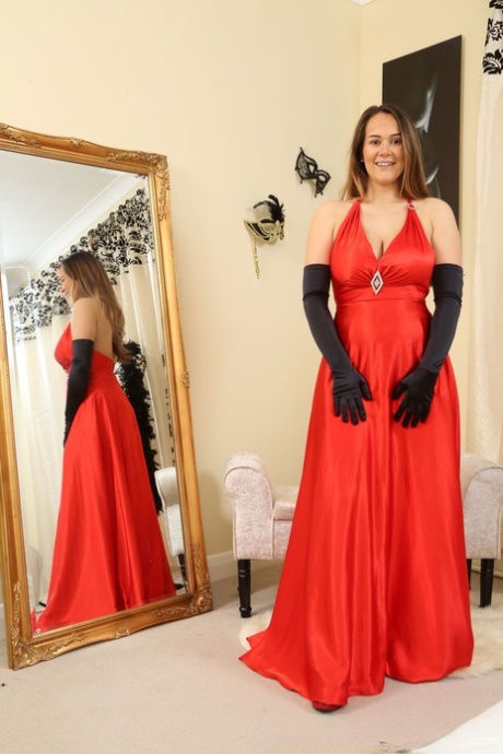 Felicity Hill model hot archive