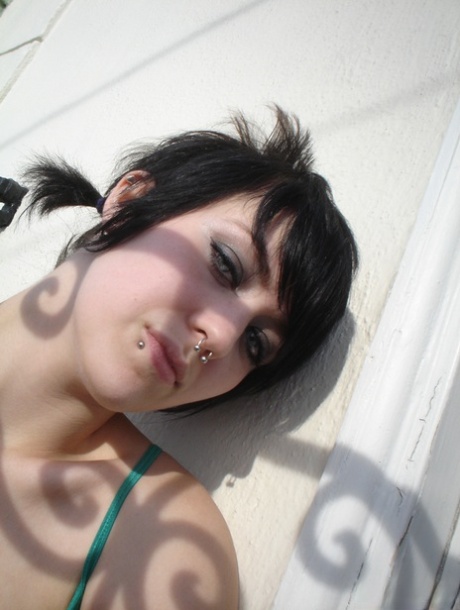 emo hd caliente galerías