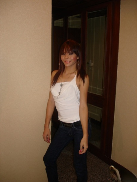 travesti minúsculo xxx grátis foto