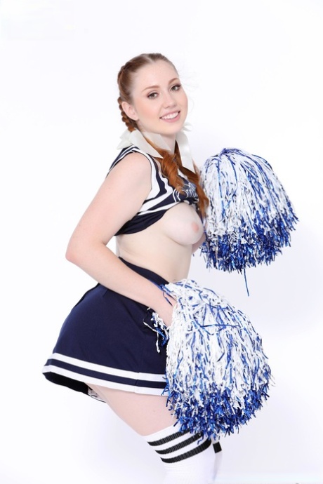 Arietta Adams beautiful actress photos