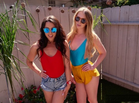 Chloe Scott pornstar sex pictures