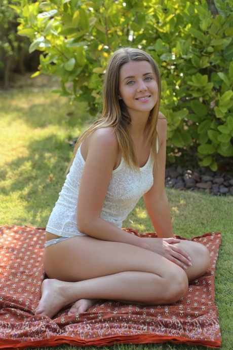 white teen art porn image