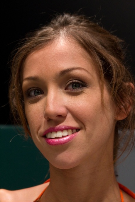 Yasmine Loven erotic star photo