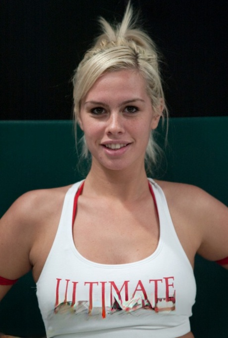 wrestling hot naked gallery