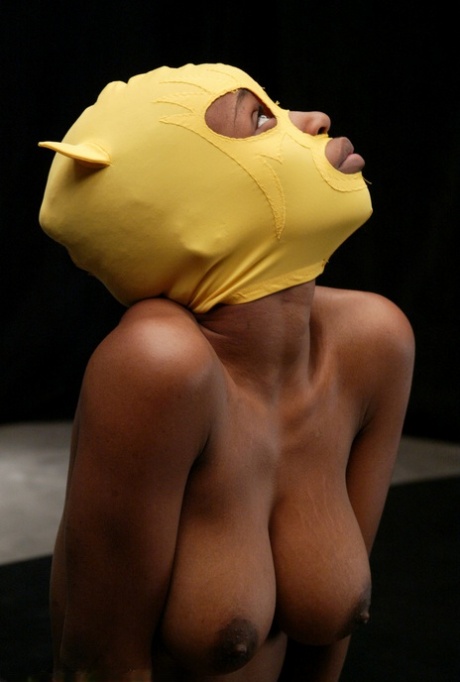 bdsm ebano hd archivio