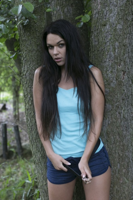Frida Stark exclusive actress galleries