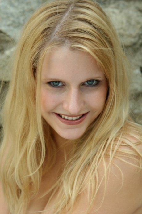smile exclusive pic