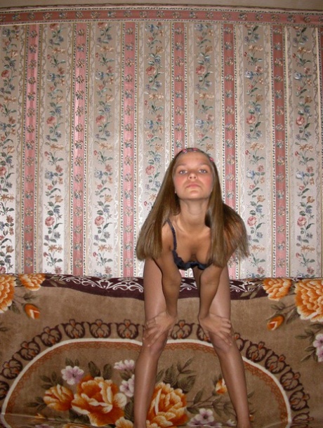 tanned teen beautiful xxx gallery
