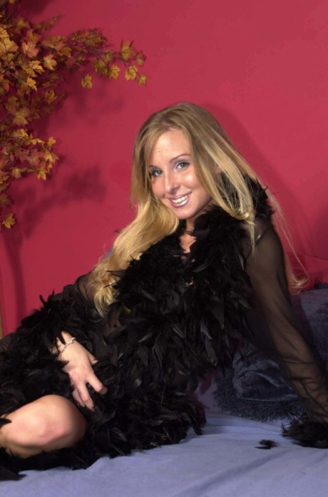 Sandra Iron top actress image