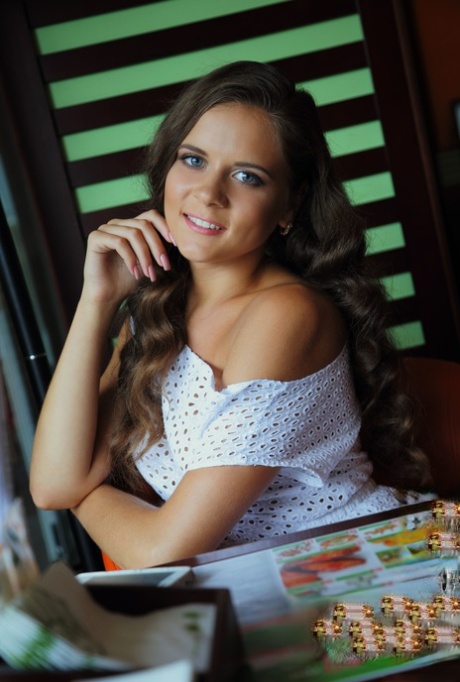 brunetka modré oči umění exkluzivní sbírka