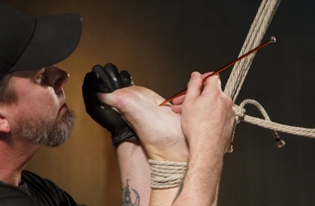 piedi bdsm caldo sexy archivio