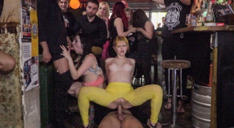 lesbisk spredning hd gratis foto
