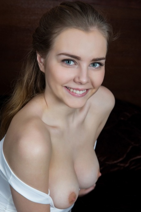 Anna Goncharenko nice pornstar img