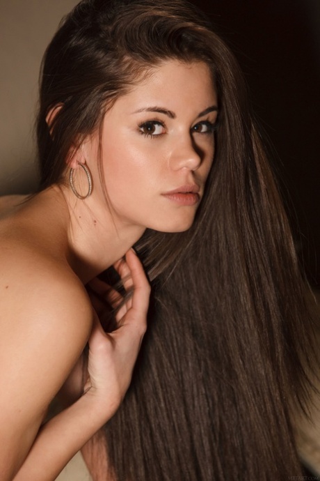 Little Caprice pornstar nudes gallery