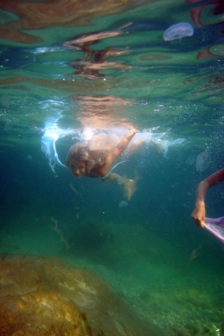 Unterwasser freie erwachsene fotos