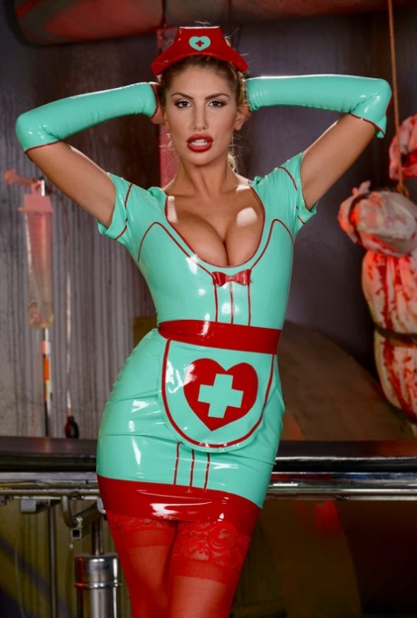 Starri Knight hot pornstar images