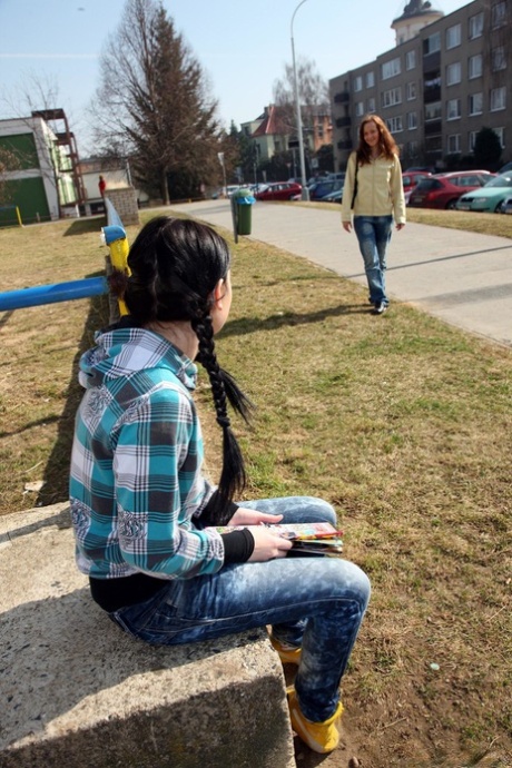 teen jeans hot sexy photo