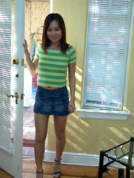 skirt fuck pornographic pic