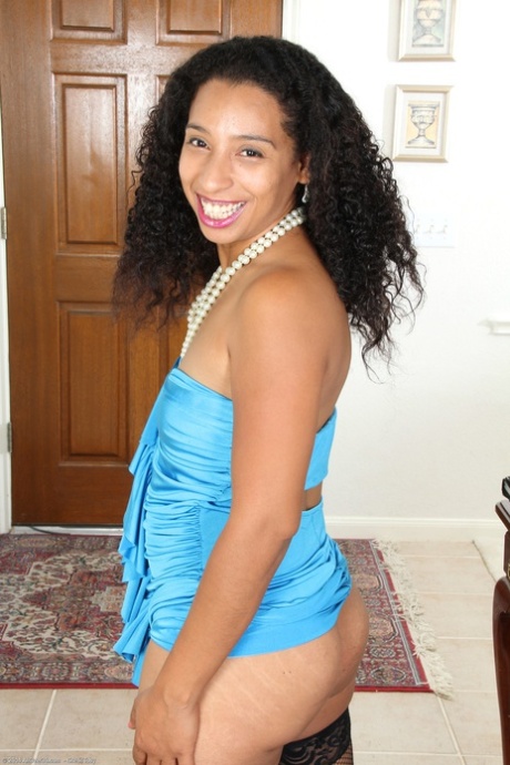 Theresa Long erotic actress photos