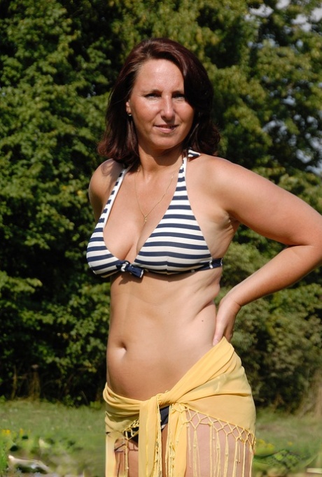 bedstemor bikini smuk porno pic