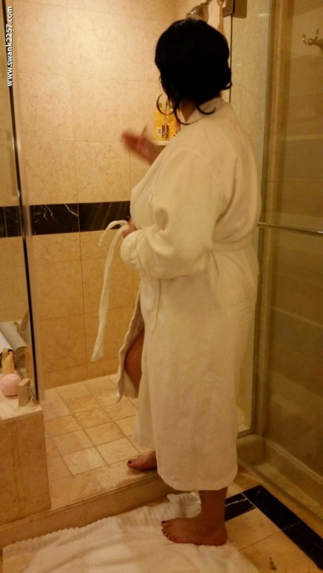 sprcha s maminkou umělecký sex obraz