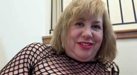 Oma-Gesicht perfekte pornographische bilder