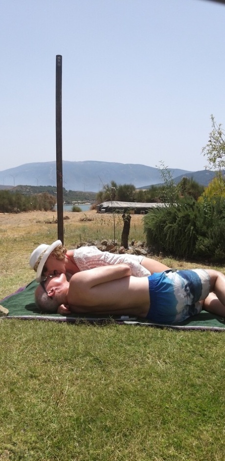vacation free sexy photo