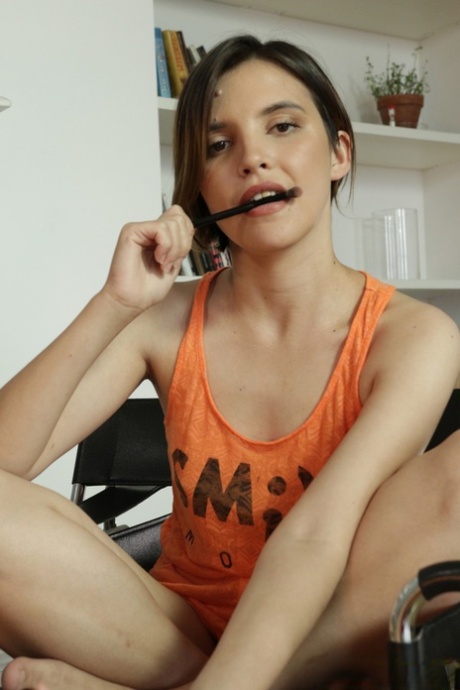 Alex Swon adult model image