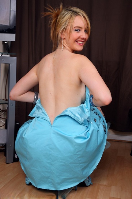 british amateur hot nude photo