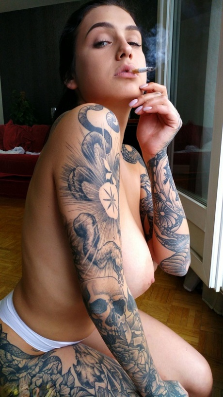 smoking naked img