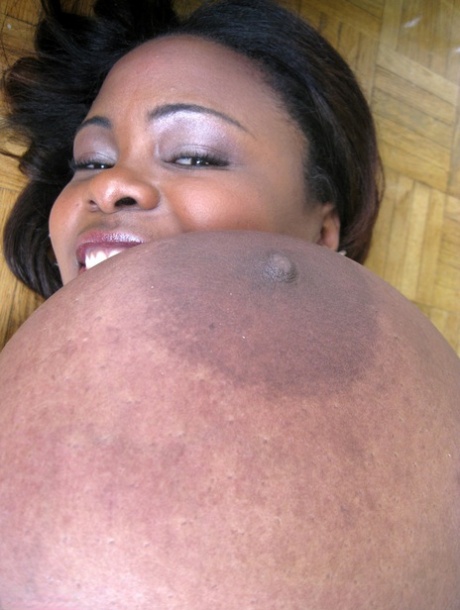 ebony saggy tits hot sex image