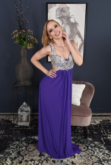 Norah Nova naked pornstar archive