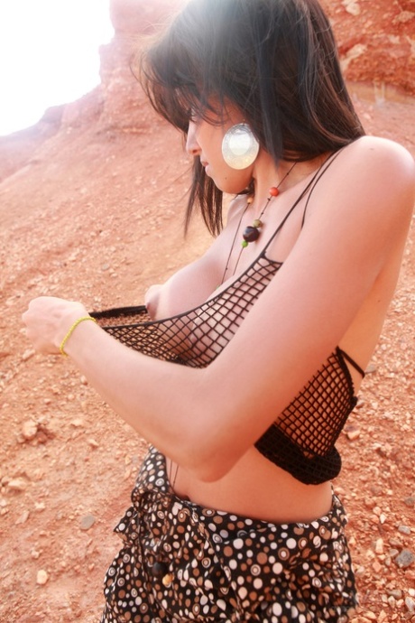 巨乳のラテン系ティーン ホットセックス 写真