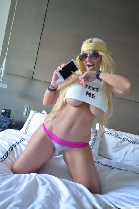 Kelley Cabbana pretty star galleries