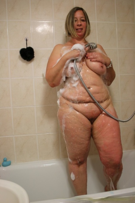 bbw figa rasata esclusiva hd fotografie