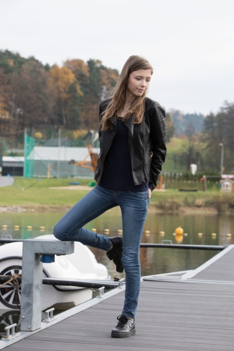 stramme jeans nøgen erotisk pic