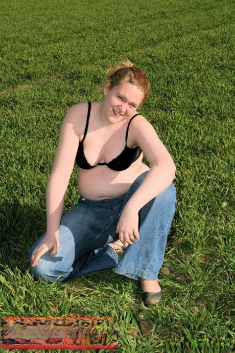 vaqueros de talla grande hermosa adulta archivo