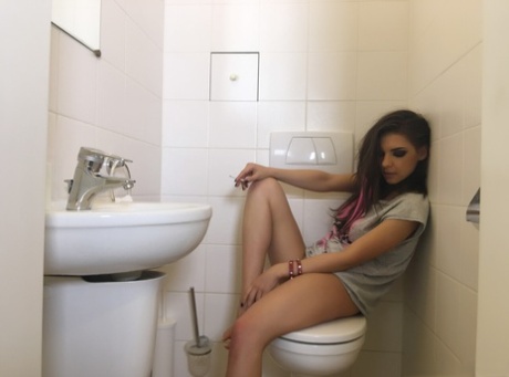 smoking art porn pictures