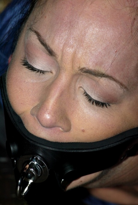 amateur bdsm pornographic photos