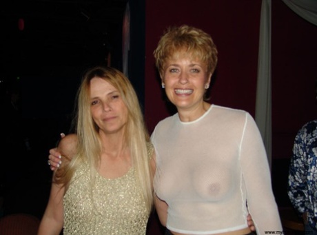 Double Dee star nude pictures