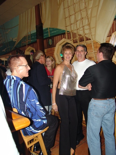 amateur swingers sexy heet galerij