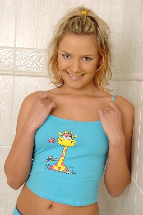 teen lingerie hot nude img