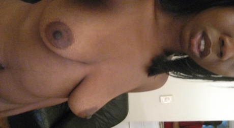 selfie de tetas porno en alta definición archivo