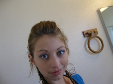 Teen-Selfie schöne nackten bilder