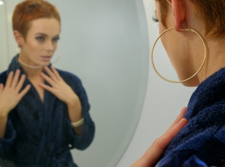 kurze rote Haare erwachsene nackte galerie