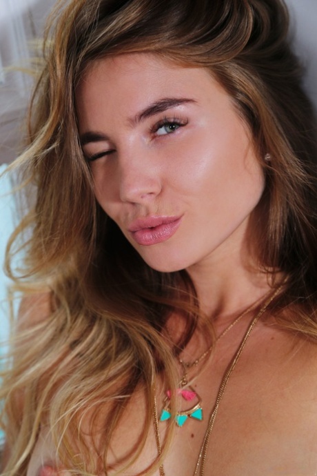 Lola Krit free model picture